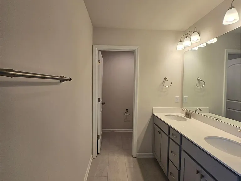 7223 Encino Pl — Photo 10