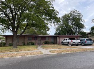 342 E Crestline Dr, San Antonio, TX 78201