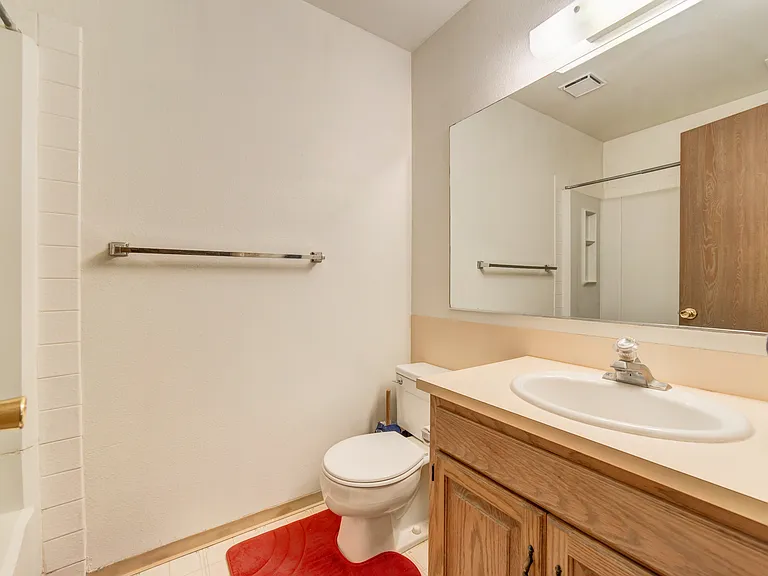 442 N 500 E #7 — Photo 2