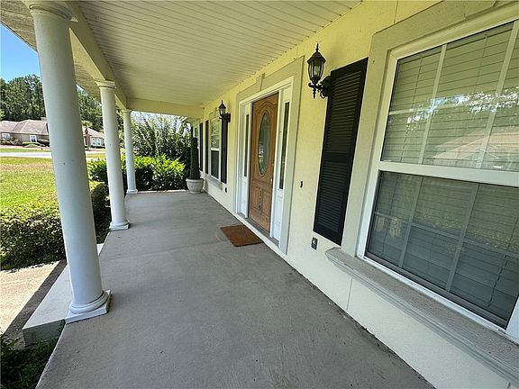 2nd image of 119 Edge Water Dr