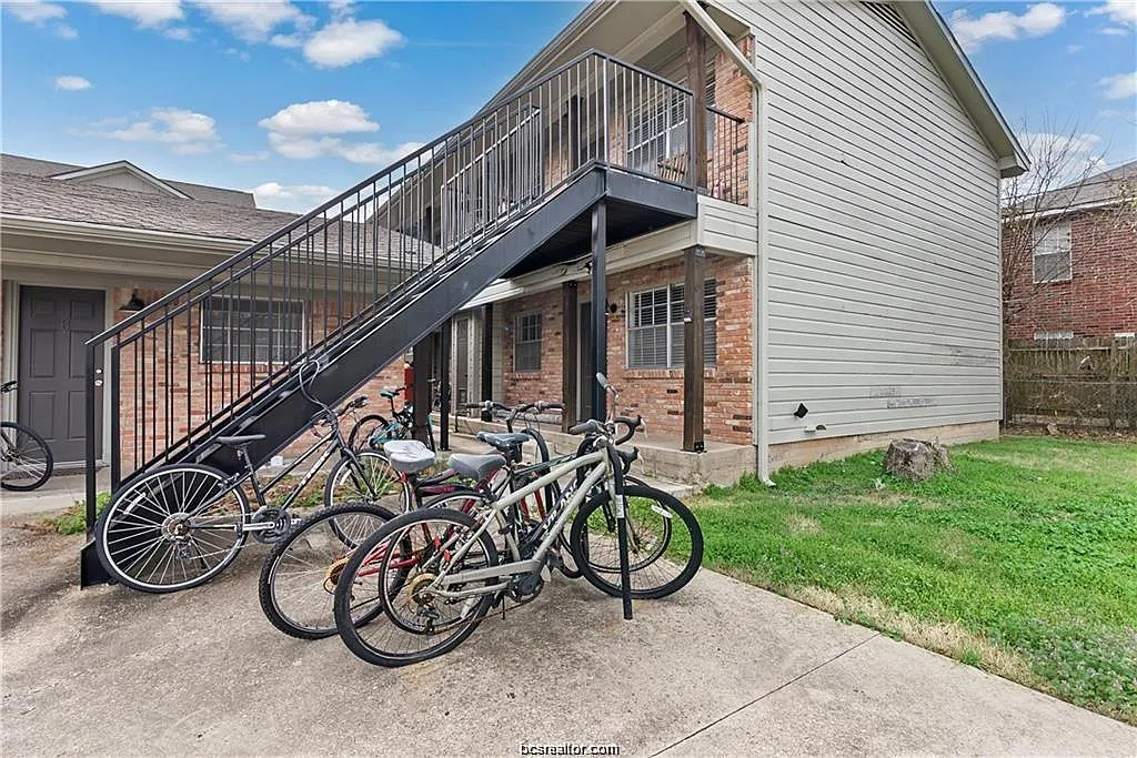1 bed, 550 sqft, $950 — Photo 2