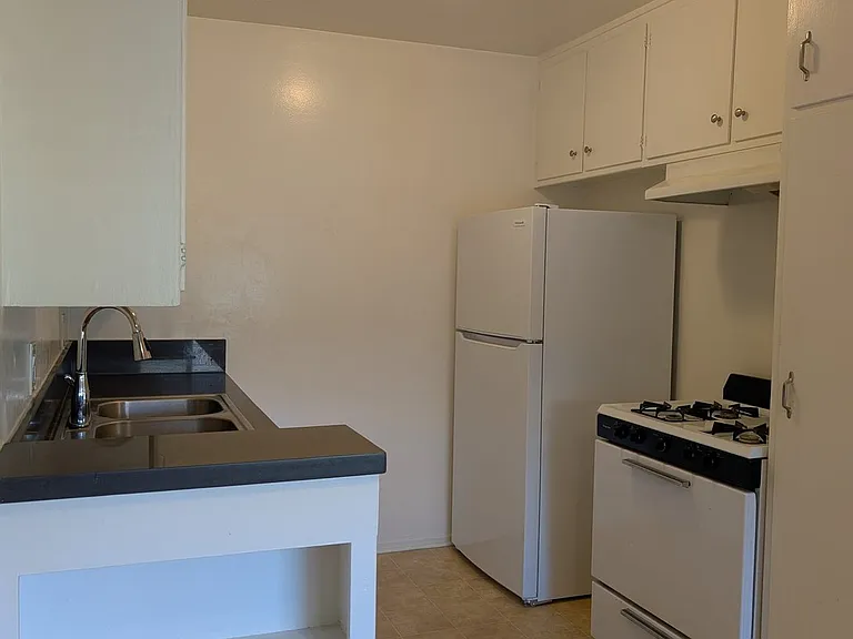 Kitchen Fridge and Stove