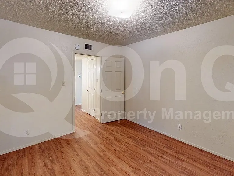 410 Bryan St #17 — Photo 14