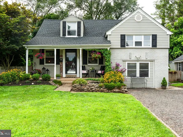 2591 Rosewood Ave, Roslyn, PA 19001