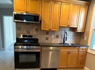 833 Pennington St FLOOR 1, Elizabeth, NJ 07202