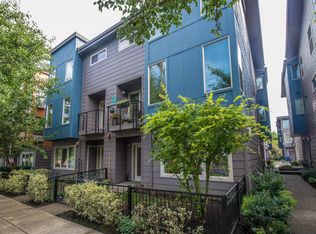 8056 N Burlington Ave, Portland, OR 97203