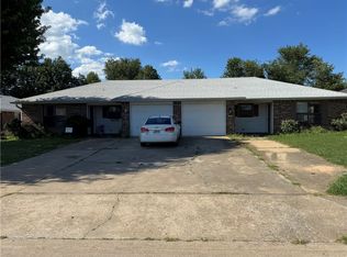 3050 A&b Adrian Ave, Springdale, AR 72764