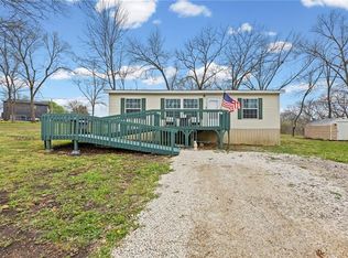 5 Persimmon Ln, Mapleton, KS 66754