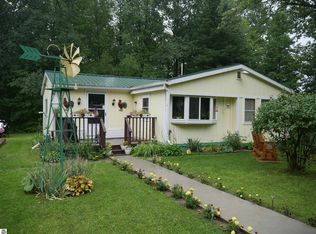 8720 Ora Lake Rd, Hale, MI 48739