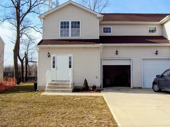 160 Teeple Pl, South Plainfield, NJ 07080