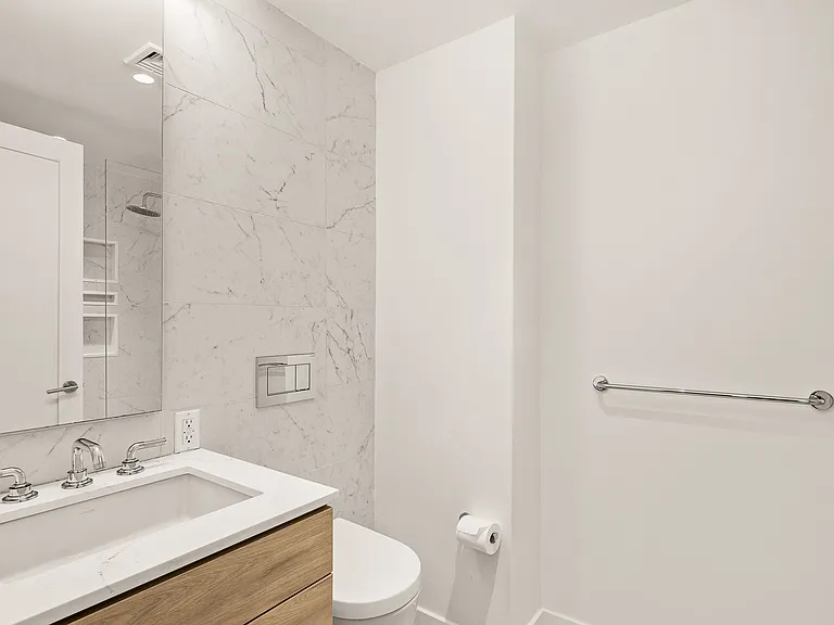 324 E 93rd St #101 — Photo 9