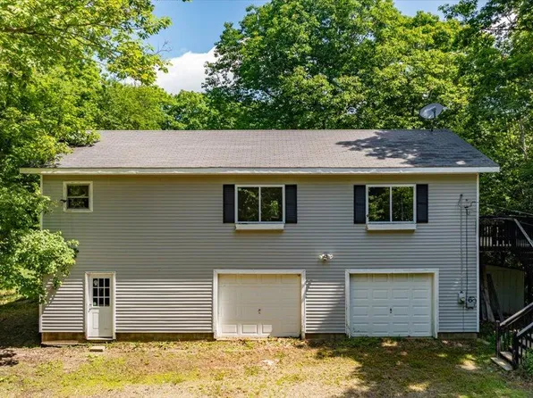 5 Town House Road, Swanville, ME 04915