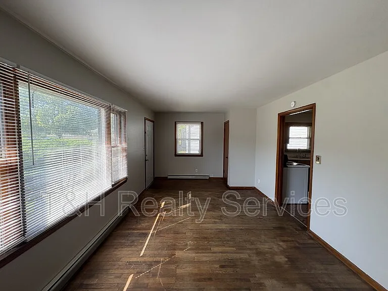 6212 Eastridge Dr — Photo 4