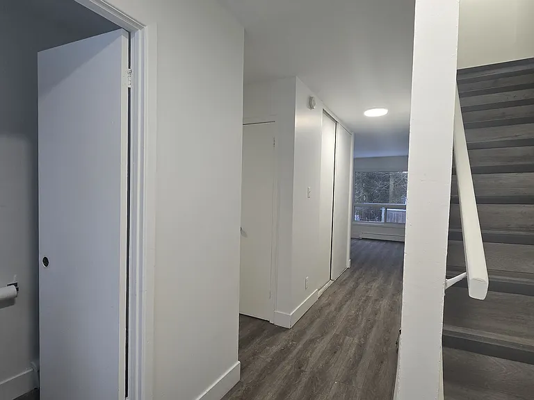1275 Huron St — Photo 11