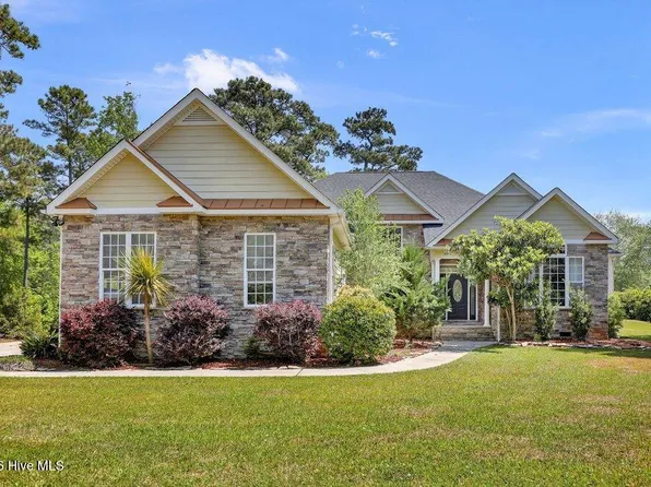 707 N Green Tee Road, Hampstead, NC 28443