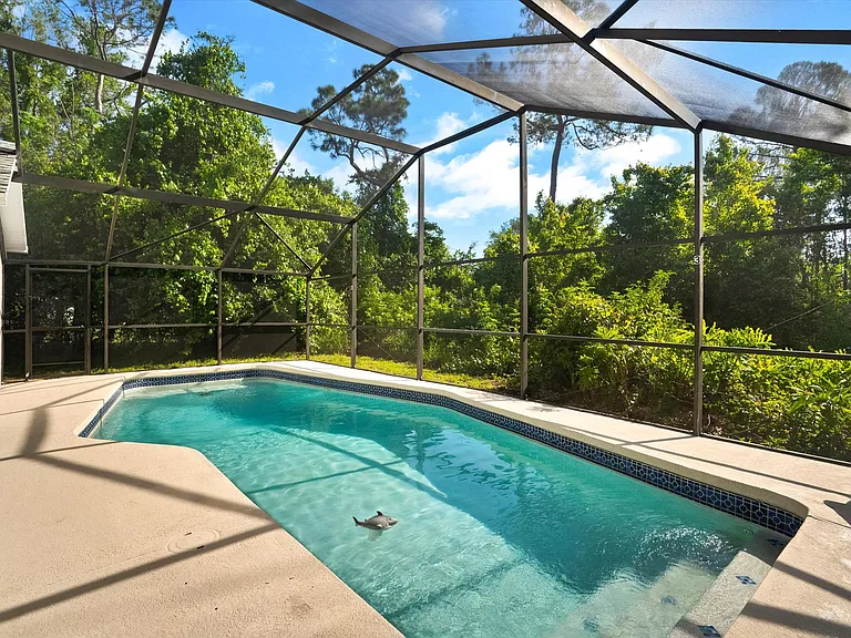1033 Lake Davenport Blvd — Photo 22