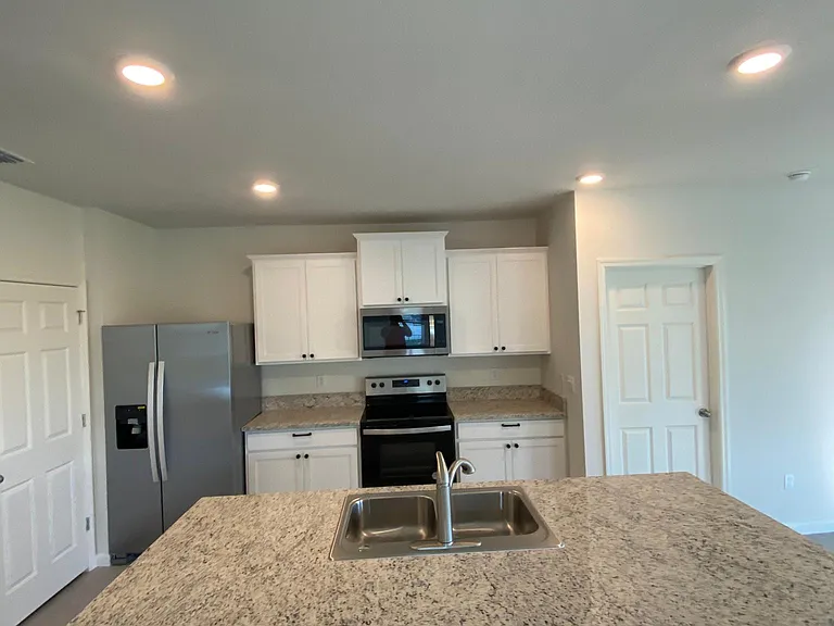 822 Remington Green Dr SE — Photo 29