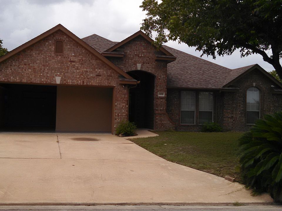 1st image of 1106 Woodall Cir