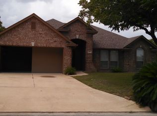 1106 Woodall Cir, New Braunfels, TX 78130