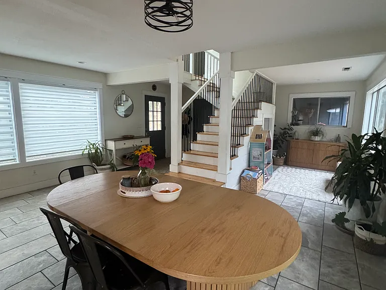 Dining room area