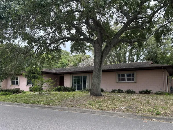 1105 Kentucky Avenue, Fort Pierce, FL 34950