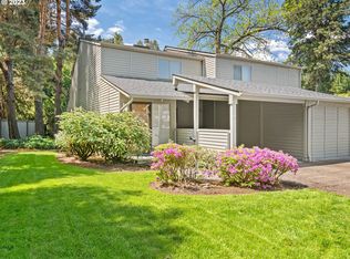 54 Fairway Loop, Eugene, OR 97401