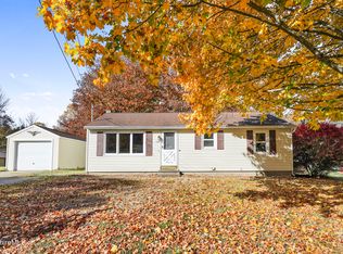 139 Bellevue Ave, Adams, MA 01220