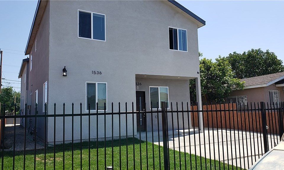 1st image of 1536 E 87th Pl