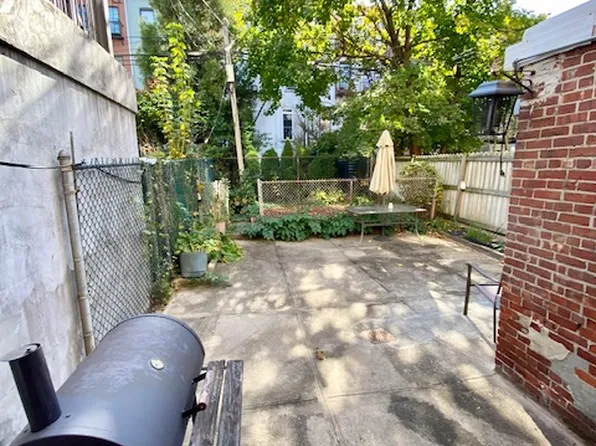 188 Macdonough Street image 6 of 15