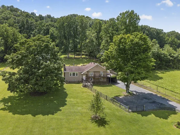 13422 Countiss Rd, Abingdon, VA 24210