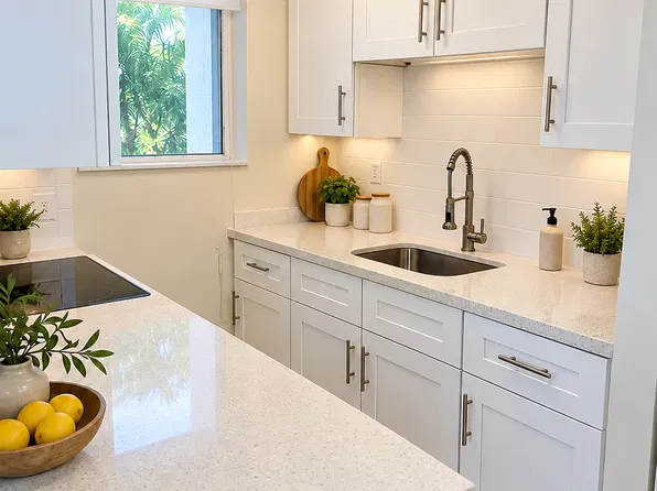 131 Antiquera Ave APT 1, Coral Gables, FL 33134