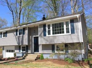 96 Old Nod Rd, Clinton, CT 06413