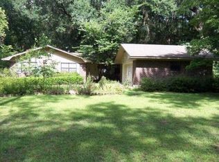 31 Hall St, Hinesville, GA 31313