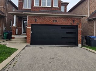 3872 Passway Rd, Mississauga, ON L5N 8N9