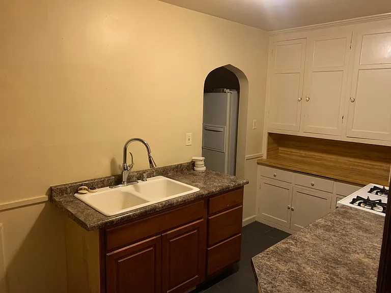 2417 James Ave N #1 — Photo 5