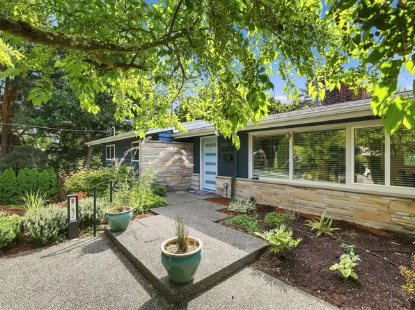 5521 NE 63rd St, Seattle, WA 98115