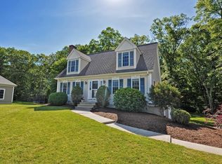 38 Christopher Dr, Attleboro, MA 02703