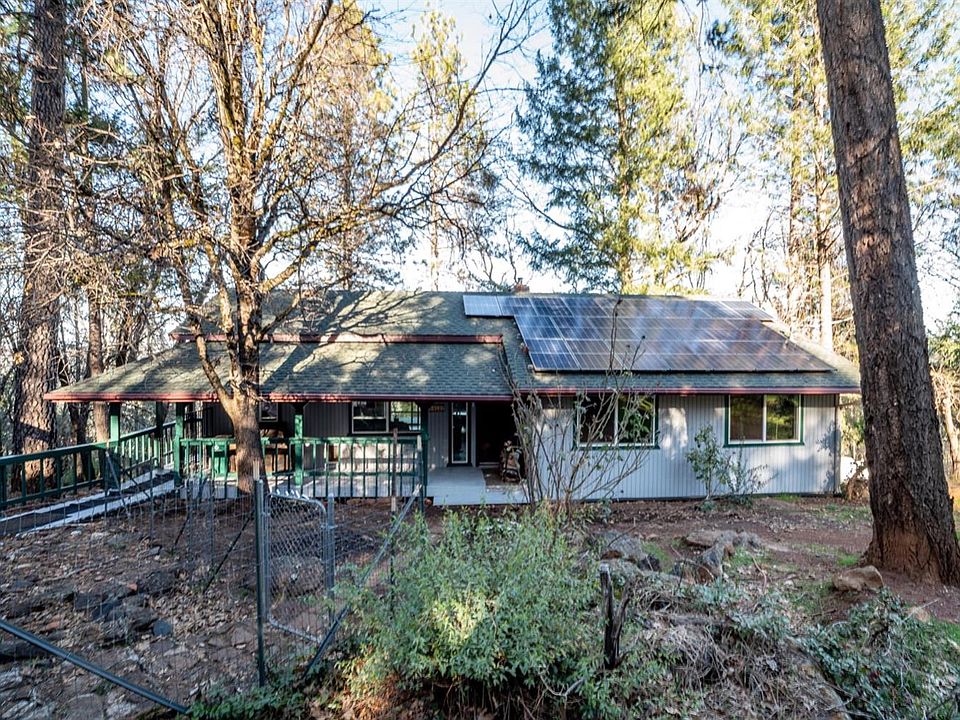 1st image of 4527 Edgewater Dr