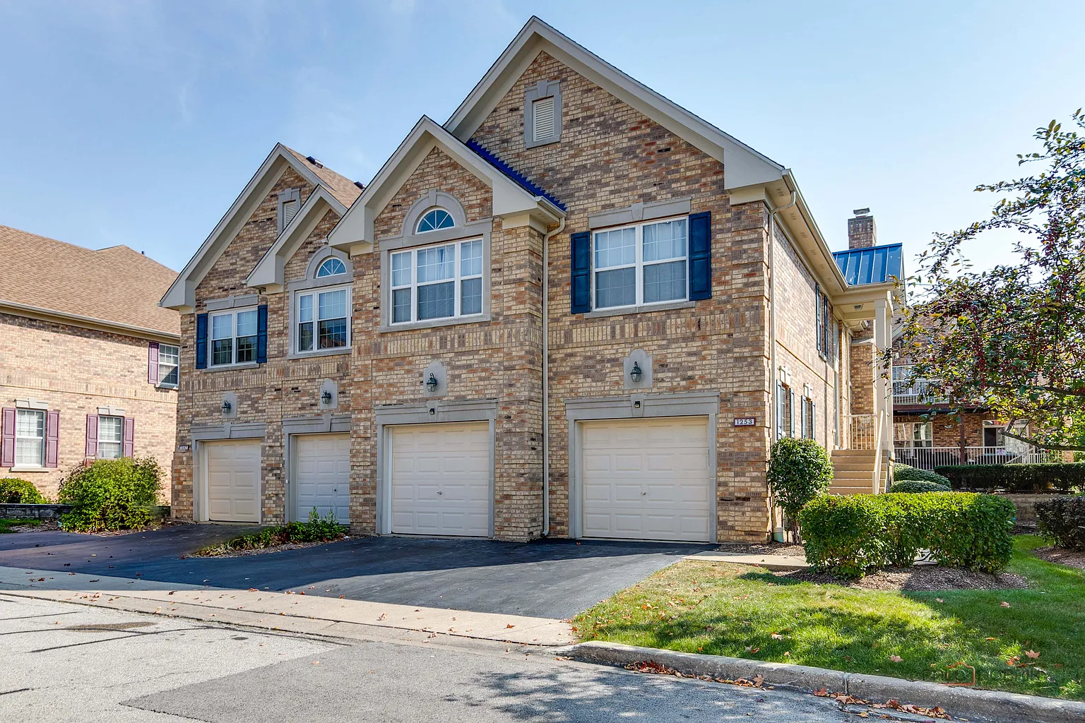 1253 Christine Ct photo 1