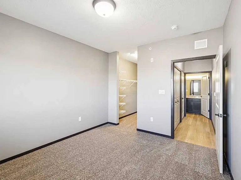 The Flats at 84 — Photo 111