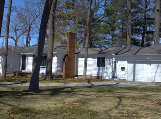 2172 Leif Ave, Norton Shores, MI
