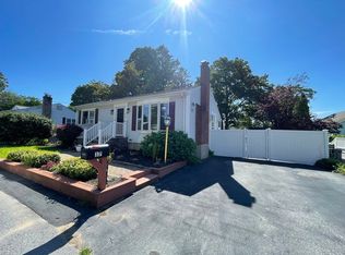 17 Gregg St, Woburn, MA 01801