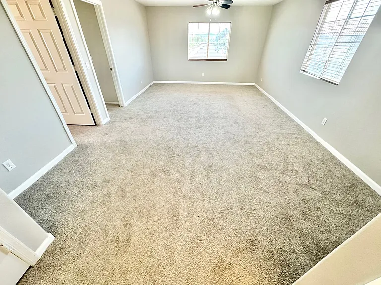 1092 Whispering Birch Ave — Photo 26