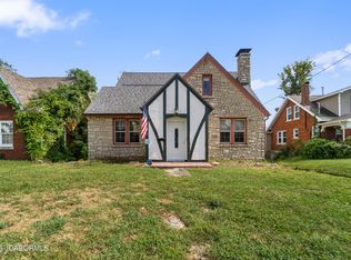 811 Jackson St, Jefferson City, MO 65101