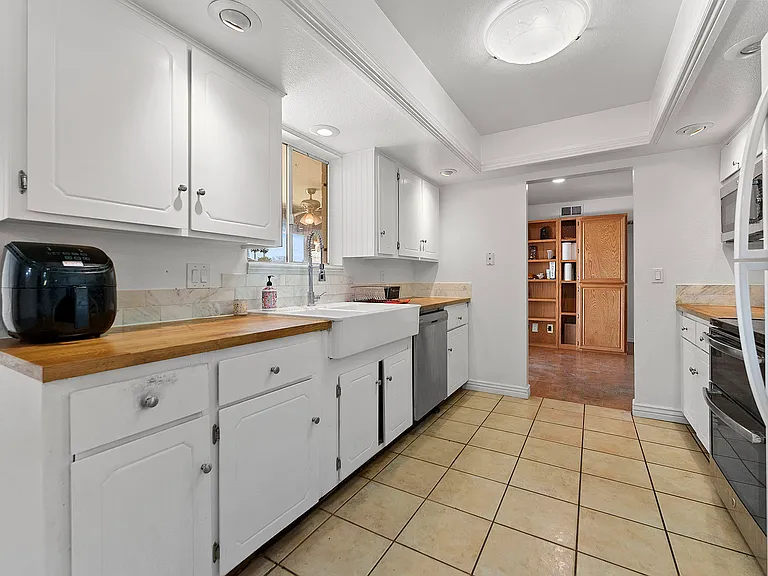 701 N Central Dr #3 — Photo 13