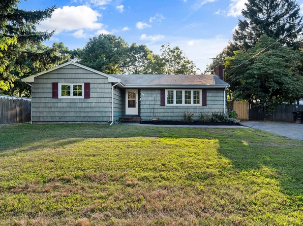 94 N Cary St, Brockton, MA 02302