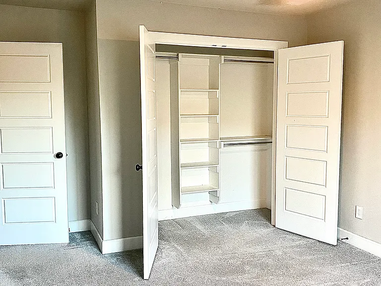 Upstairs Bedroom 1