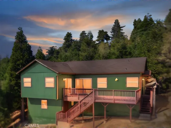 23903 Skyland Dr, Crestline, CA 92325