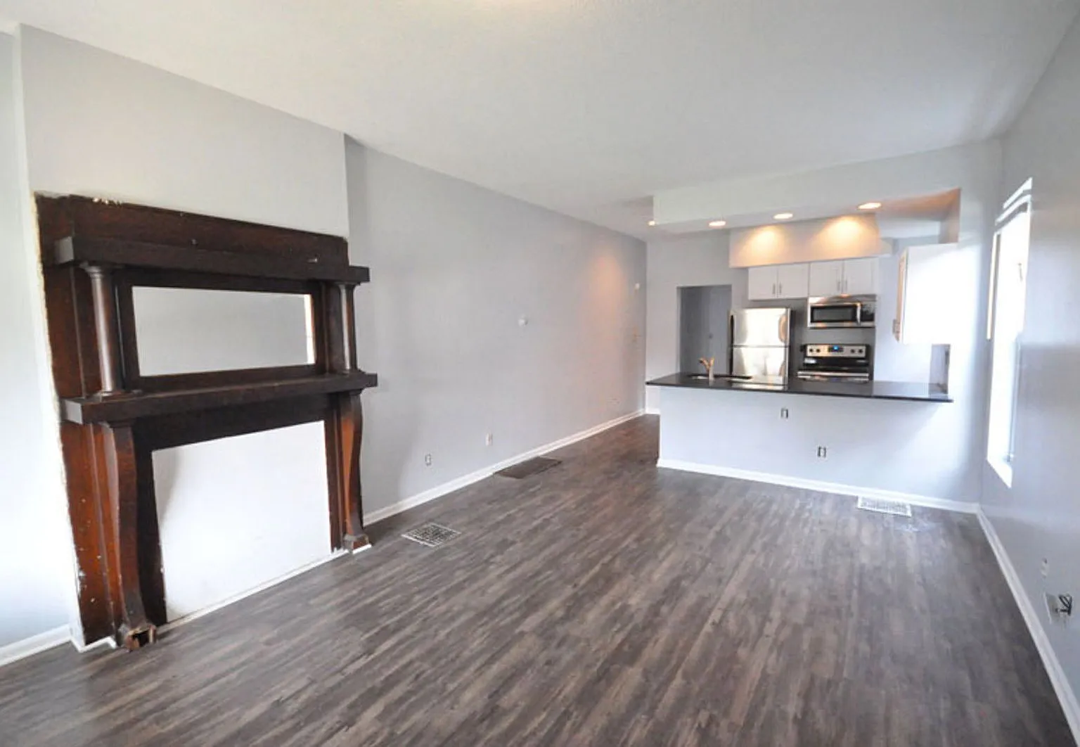 6 bed, 3.0 bath, $5,295 — Photo 3