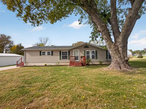 708 S Poplar Ave, Salisbury, MO 65281